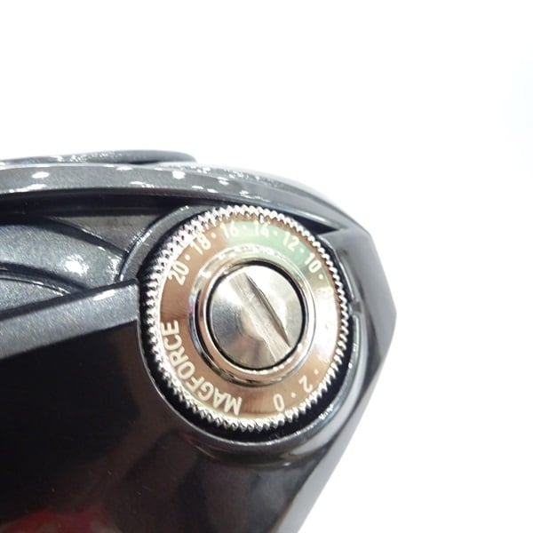２１タトゥーラＴＷ３００ＸＨＬ